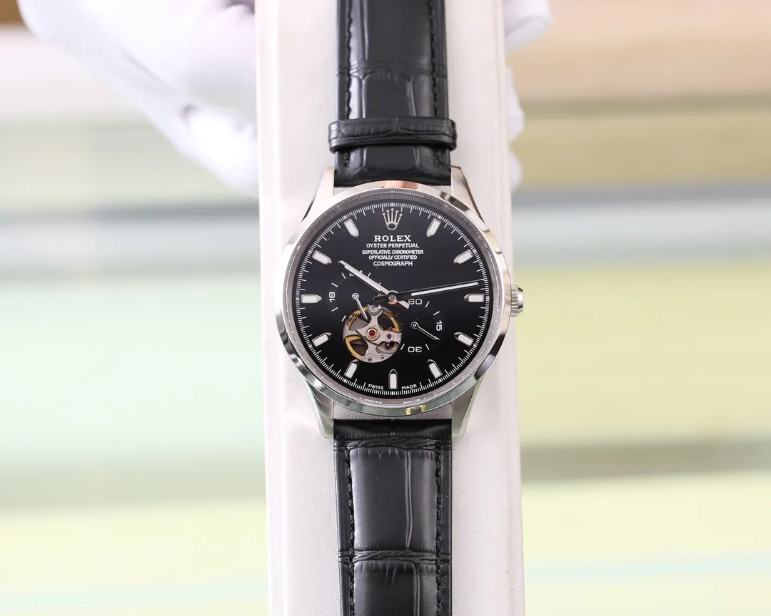 【Foreign trade import】💰2400! Rolex (exquisite, smart work) values ​​quality Type: Exquisite men's watch (more excellent) Best design Strap: Genuine cowhide strap (more durable) Very popular Movement: Japanese mechanical movement (stable) [Citizen Machinery] Material: Mineral super strong mirror (wear-resistant) Real men's smart style Strong three-dimensional sense Special design Return with great reputation Size: 41mm in diameter and 12mm thick Smart launch! Welcome to reprint!