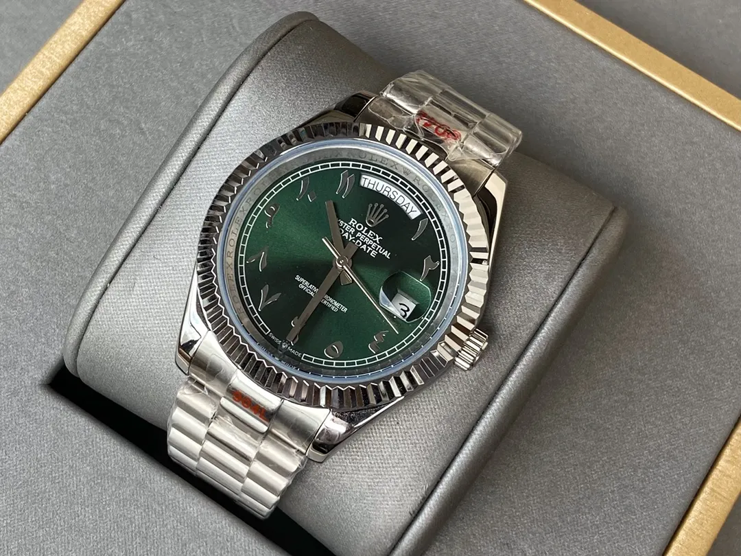 【High-end replica】💰1300! ROLEX Best Selling Classic Series: Datejust Oyster Dual Calendar Series Movement: Top imported fully automatic Citizen 8215 mechanical movement dual calendar display Case: Made of 316 stainless steel case Mirror: Sapphire scratch-resistant mirror Size: Diameter 40mm Thickness 10mm