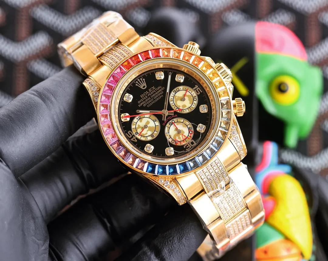 【Top Replica】💰Private chat! Rolex's top toy addict, if you don't like fake street watches, he will definitely be your best friend. Rolex's most classic Submariner Submariner was used as the prototype. After a second modification of the ring, it was then inlaid with top-quality natural stones. It is very shiny and extremely difficult. It is currently the most sparkling craftsmanship of the same material. The movement adopts a fully automatic mechanical movement, with super luminous characters and completely fits the case. The 2cm flexible adjustment buckle inside the buckle makes it easy to adjust the size. Profession creates the future, once and for all. Size 40mm!