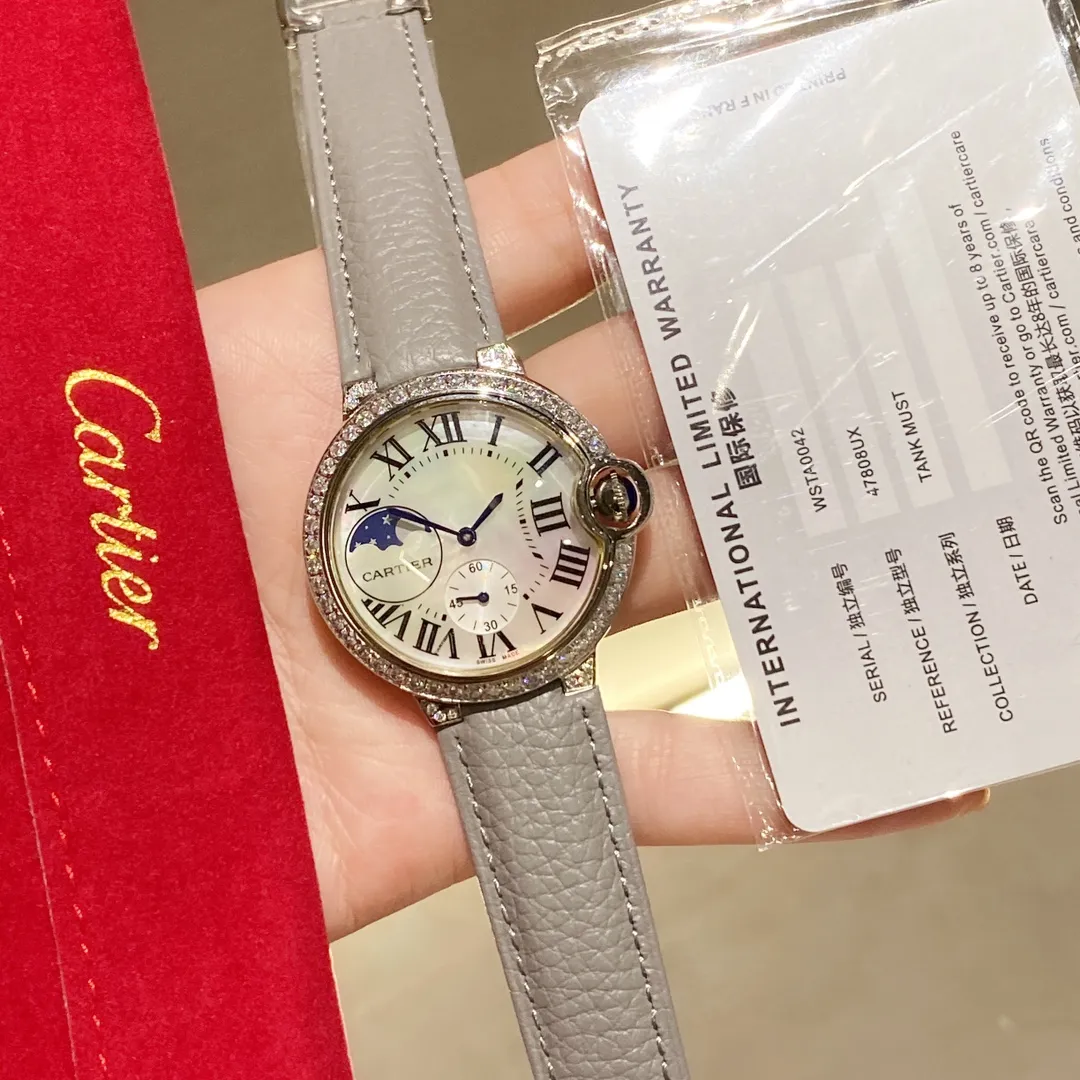 【Foreign trade import】💰960! Cartier women's blue balloon luxury series, quartz watches are shipped in the same color [color], the sun, moon and stars are displayed in a large frame, the starry sky is running, time flows, special cutting diamonds 💎 inlaid ring, personality, perfect, equipped with original imported quartz movement, precise travel time, Cartier original snap buckle, diameter 36mm, thickness 8mm "Please pay attention to the exclusive background for detailed shooting"