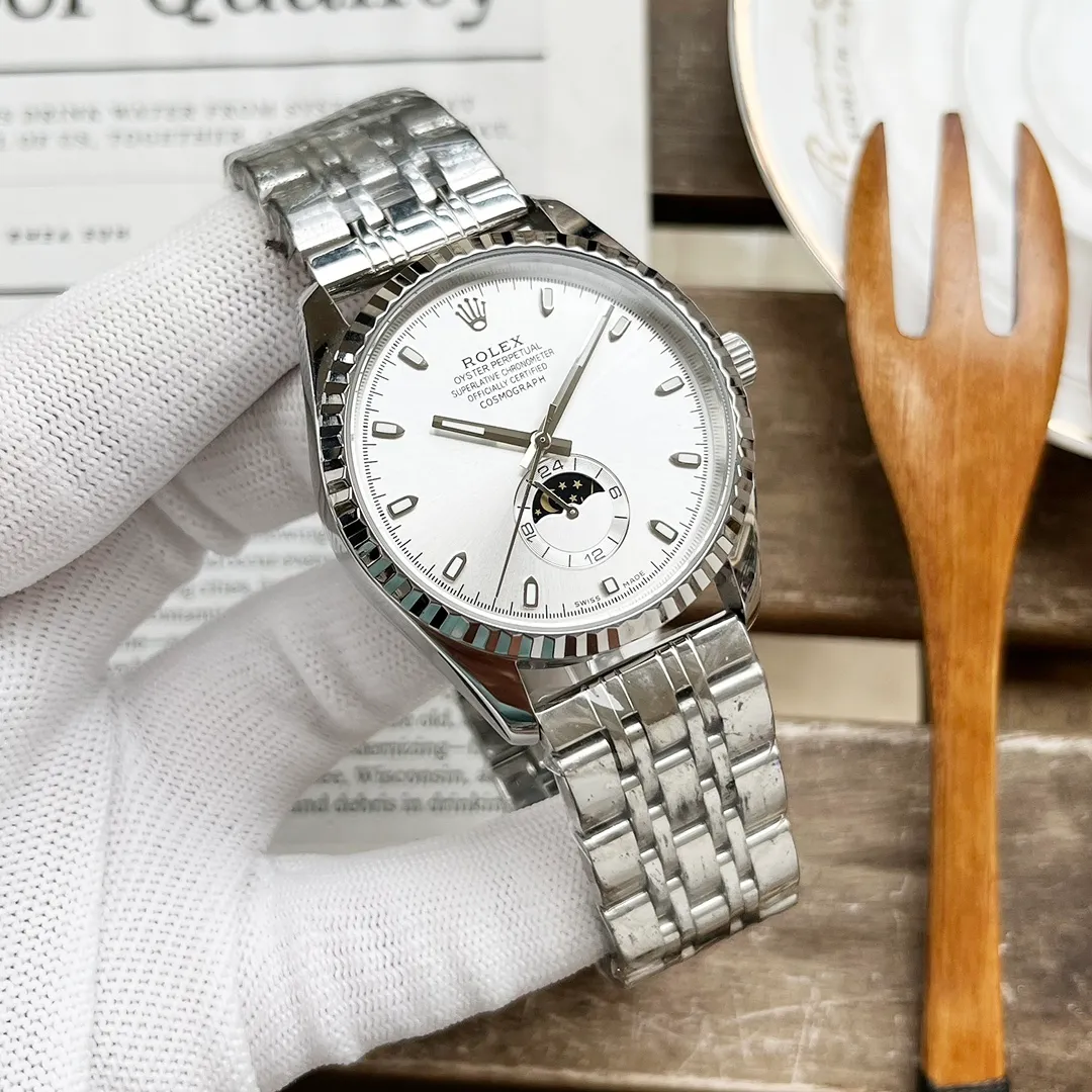 【High-end replica】💰1440! Rolex's premium men's watch, with three and a half hands equipped with moon phase design, is exquisite in craftsmanship, original, noble and gentlemanly. Using fully automatic imported Citizen 3735 mechanical movement, top-grade 316 stainless steel case, super mirror, size 42×12