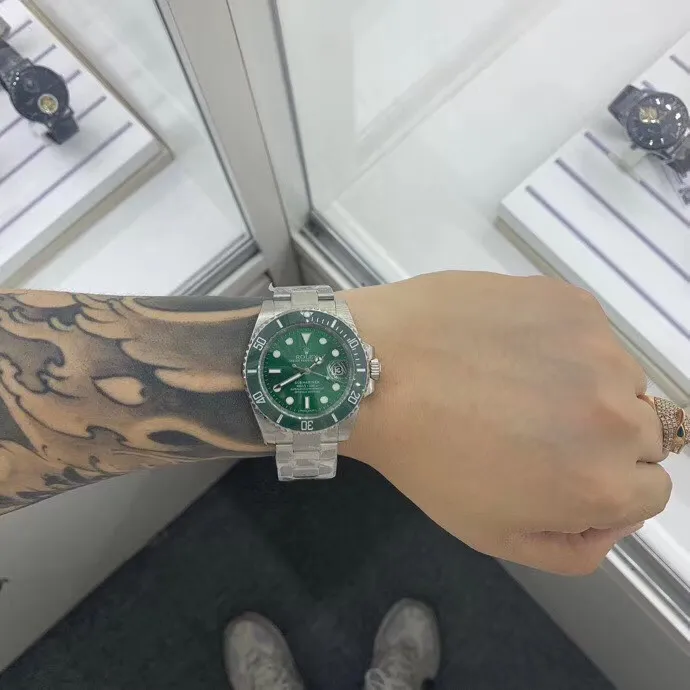 【Foreign trade import】💰850! 🚺ROLEX⌚️ROLEX Submariner Series Ceramic Ring (Super Luminous) Genuine Synchronized New Polishing Process Size-40mm Blue Light Sapphire Glass Three-Bead Steel Belt with Safety Buckle/Special Tape⌚️6-digit Hidden Engraved Anti-Counterfeiting Crown Logo