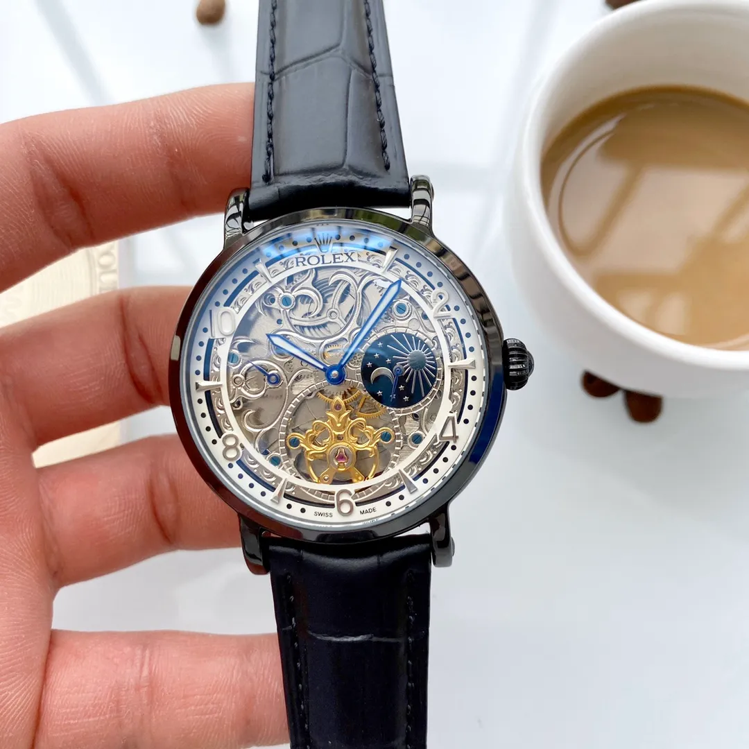 【Foreign Trade Import】💰1440! Rolex (extremely noble and wise work) [Skeletonized design] 🔥Type: Exquisite men's watch (more excellent) 🔥Strap: Genuine leather strap (more durable) for real men 🔥Movement: super top mechanical movement (more stable) Perpetual and permanent 🔥Material: mineral super strong mirror (more wear-resistant) Smart style, strong sense of thickness, special design, return with honor Size: 43mm in diameter, 12mm thick, smart launch! Welcome to reprint!