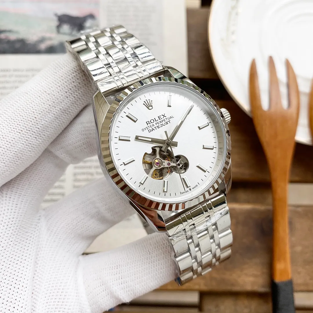【High-end replica】💰1440! Rolex's premium men's watch features a three-pin small hollow flywheel design, exquisite craftsmanship, originality, nobility and gentlemanly style. Using fully automatic mechanical movement, top-grade 316 stainless steel case and strap, mineral super mirror, size 41-13
