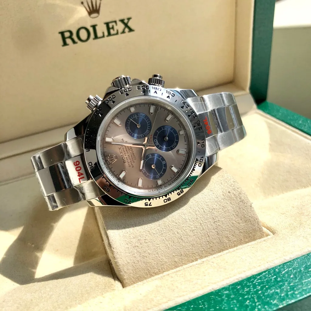 【High-end replica】💰1160! Customized all-in-one machine 💰1720! Rolex Daytona Series [Diameter] 40mm [Movement] Equipped with imported fully automatic mechanical movement [Ring] Imported finely polished ring/ceramic ring [Mirror] Scratch-resistant sapphire glass mirror [Material] Imported 316L stainless steel case [Strap] Stainless steel three-bead strap/high-quality tape [Buckle] Original buckle Super high quality, more beautiful in kind, market exclusive! Classic men's casual watch, the standard accessory for successful men, allowing you to wear it once and for all!