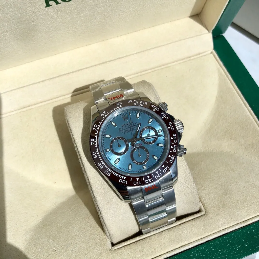 【High-end replica】💰1160! Customized all-in-one machine 💰1720! Rolex Daytona Series [Diameter] 40mm [Movement] Equipped with imported fully automatic mechanical movement [Ring] Imported finely polished ring/ceramic ring [Mirror] Scratch-resistant sapphire glass mirror [Material] Imported 316L stainless steel case [Strap] Stainless steel three-bead strap/high-quality tape [Buckle] Original buckle Super high quality, more beautiful in kind, market exclusive! Classic men's casual watch, the standard accessory for successful men, allowing you to wear it once and for all!